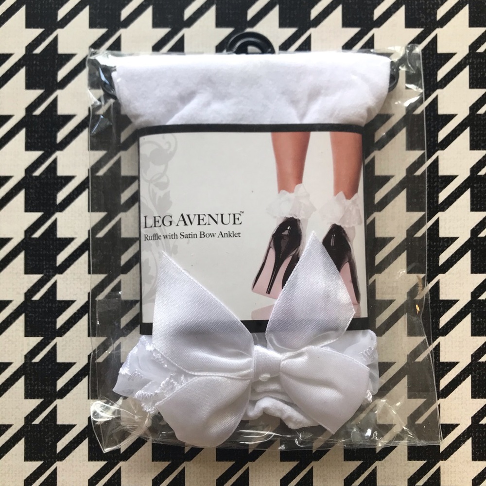 Ruffle with Satin Bow Anklet
